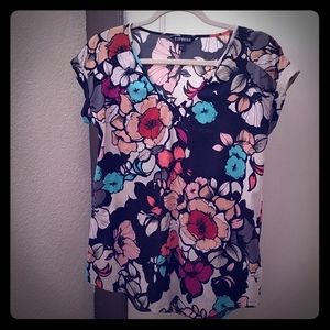 Floral Short Sleeve Express Blouse